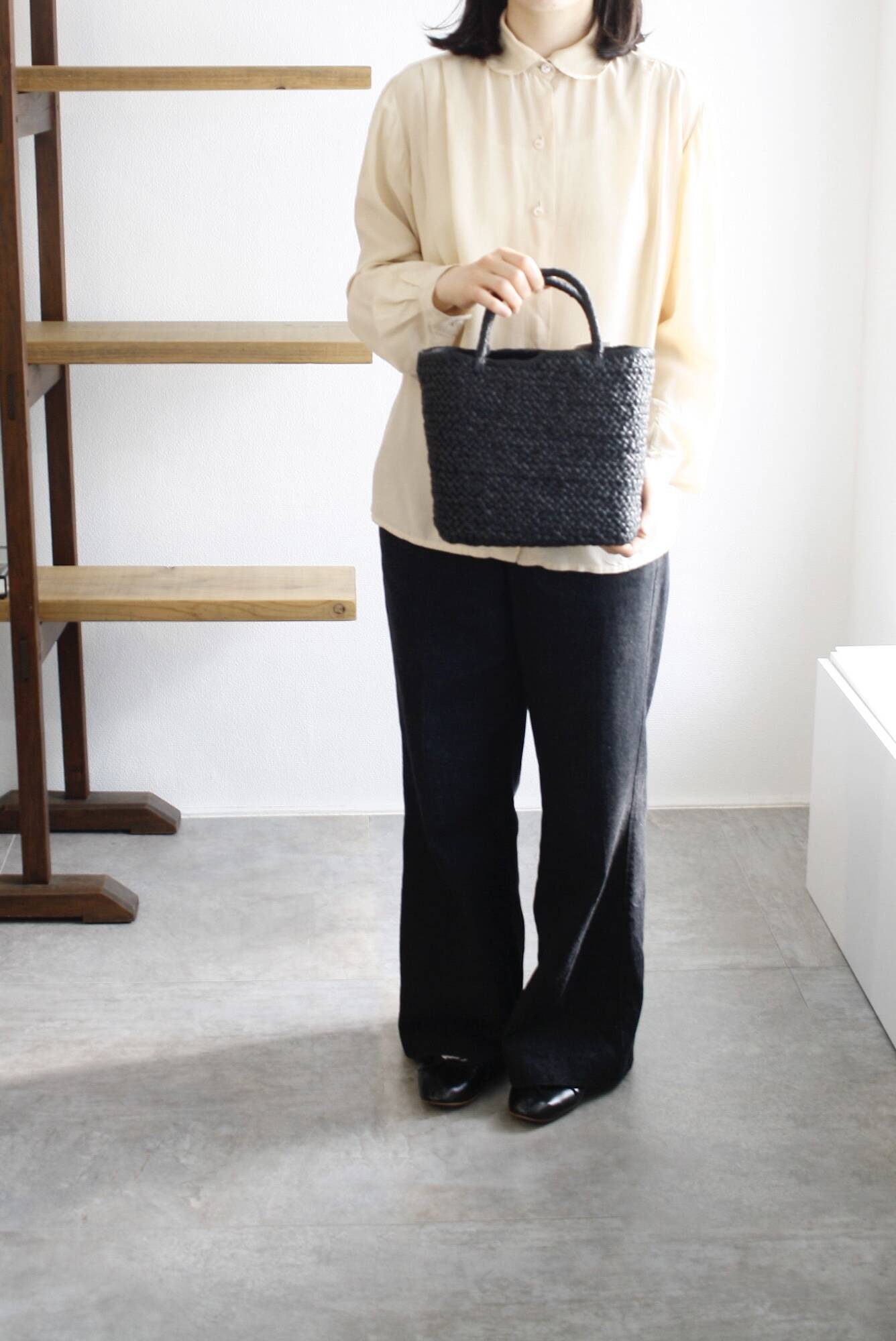 AMPIANA Marche bag S Black｜アンピアーナ マルシェバッグ｜LETTERS